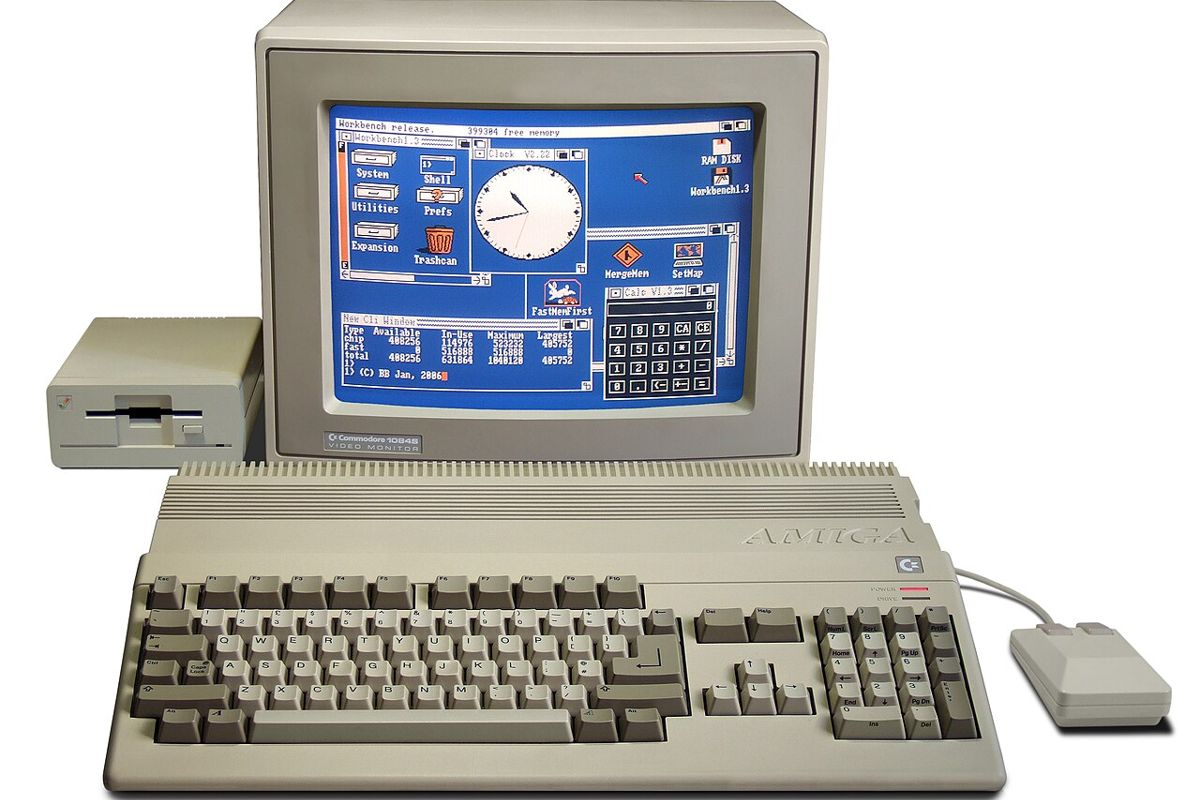Ảnh minh họa: Amiga500 system.jpg